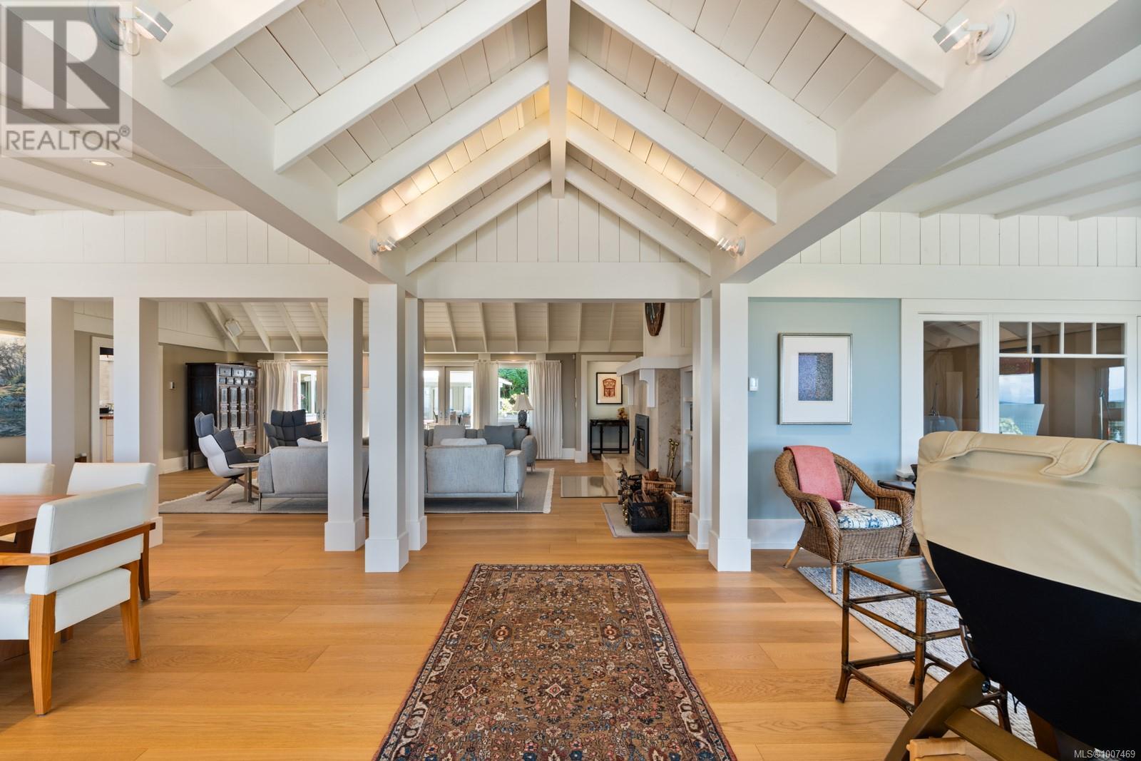 382 Judges Row, Qualicum Beach