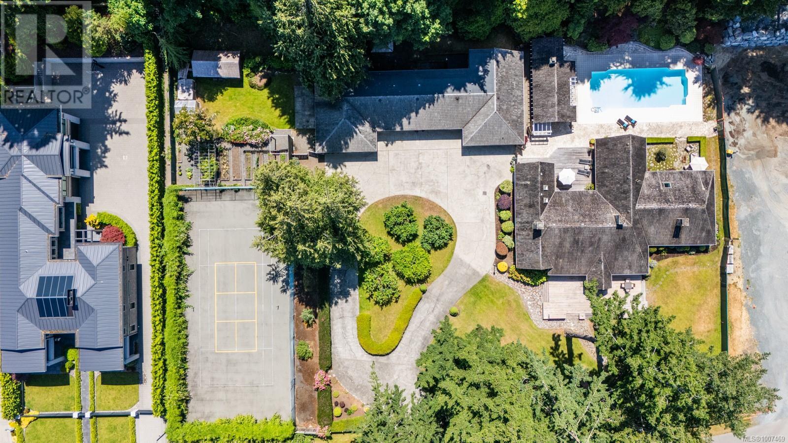 382 Judges Row, Qualicum Beach