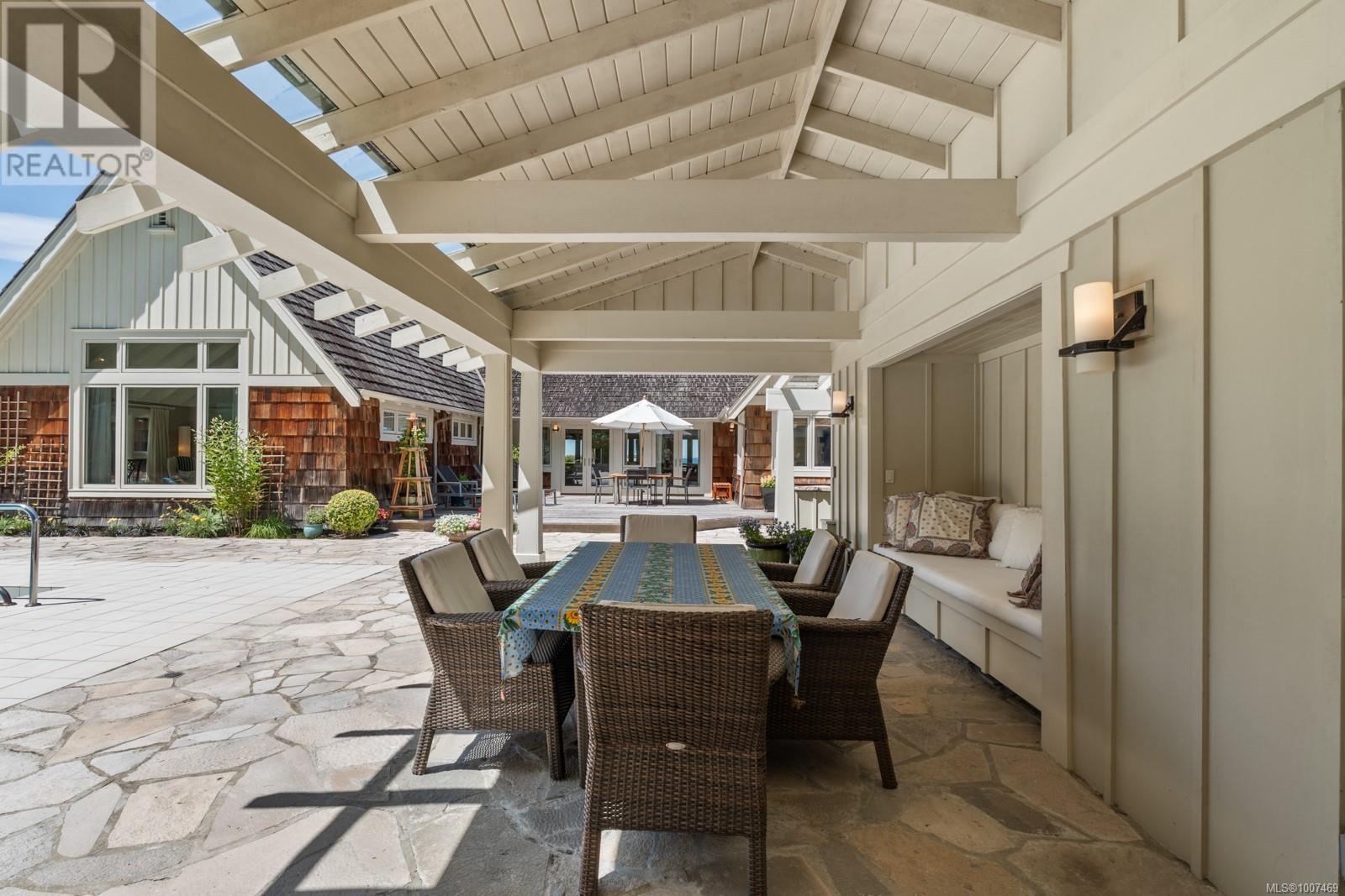 382 Judges Row, Qualicum Beach