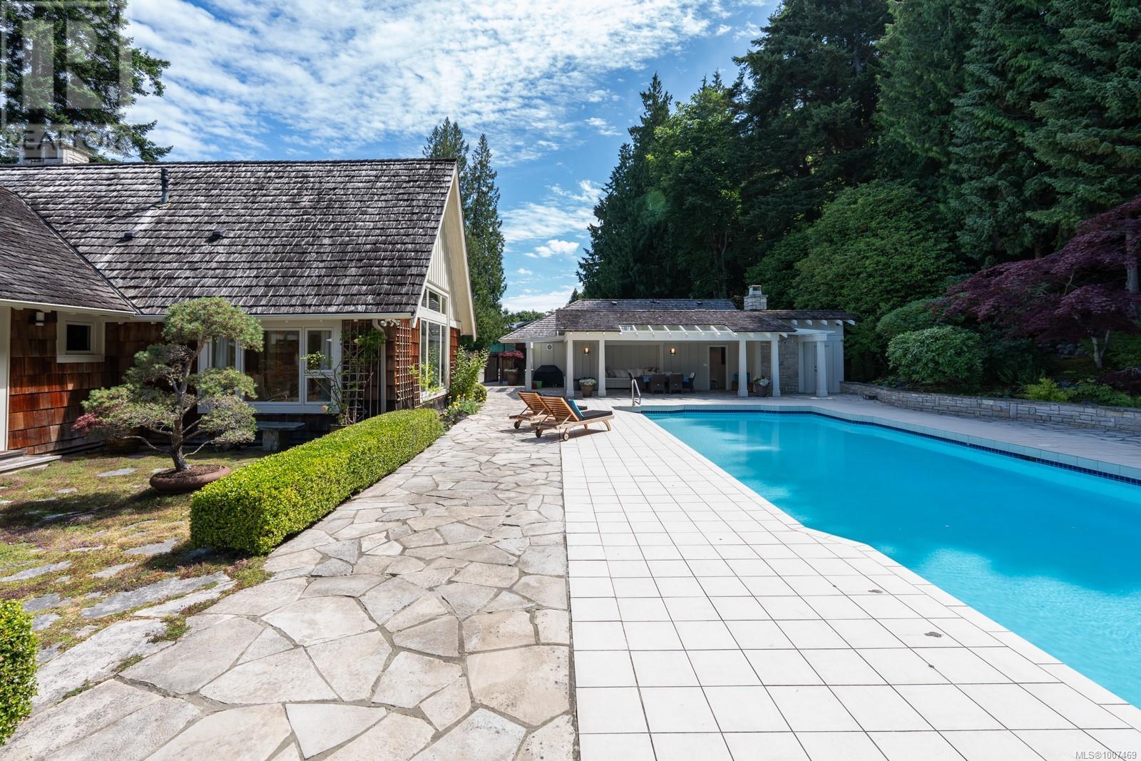 382 Judges Row, Qualicum Beach