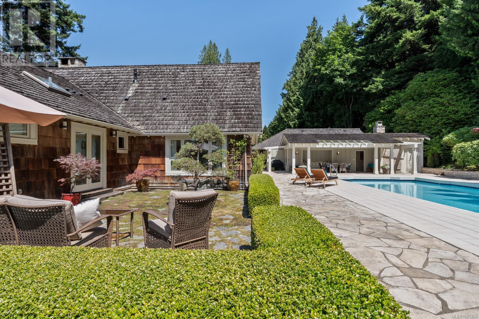 382 Judges Row, Qualicum Beach