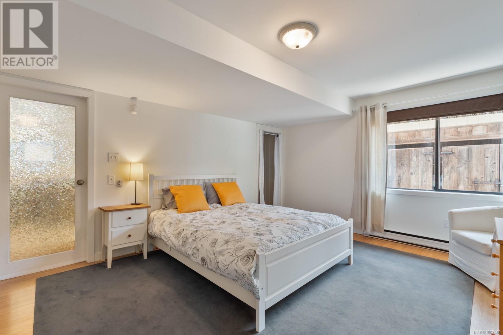382 Judges Row, Qualicum Beach
