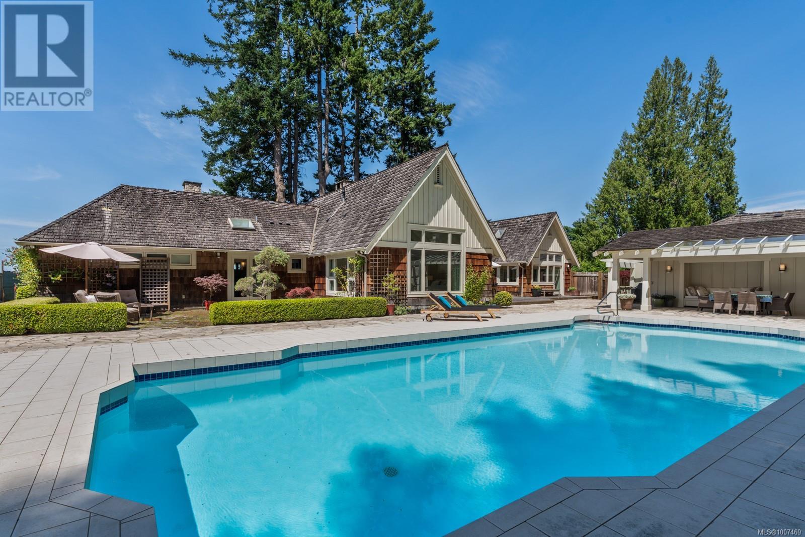 382 Judges Row, Qualicum Beach