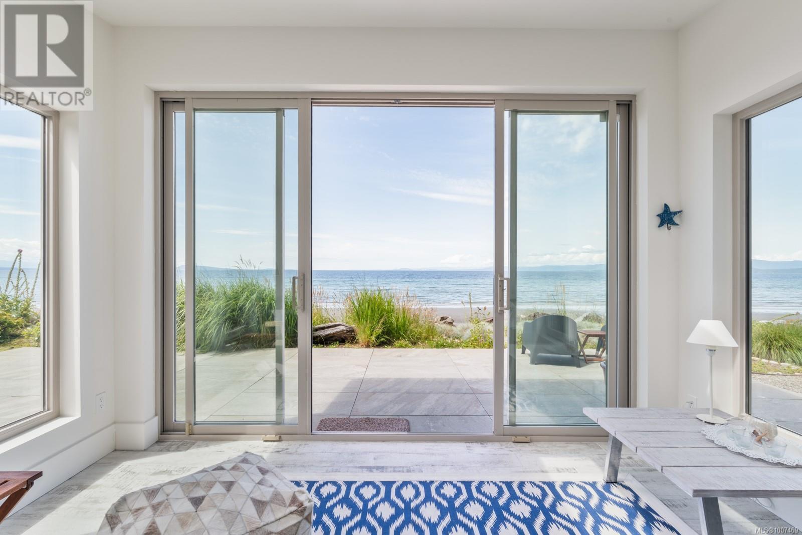 382 Judges Row, Qualicum Beach