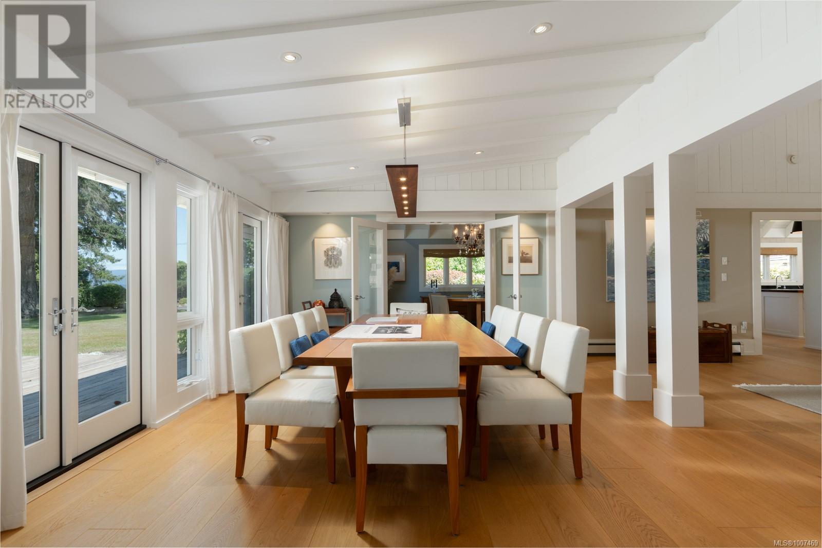 382 Judges Row, Qualicum Beach