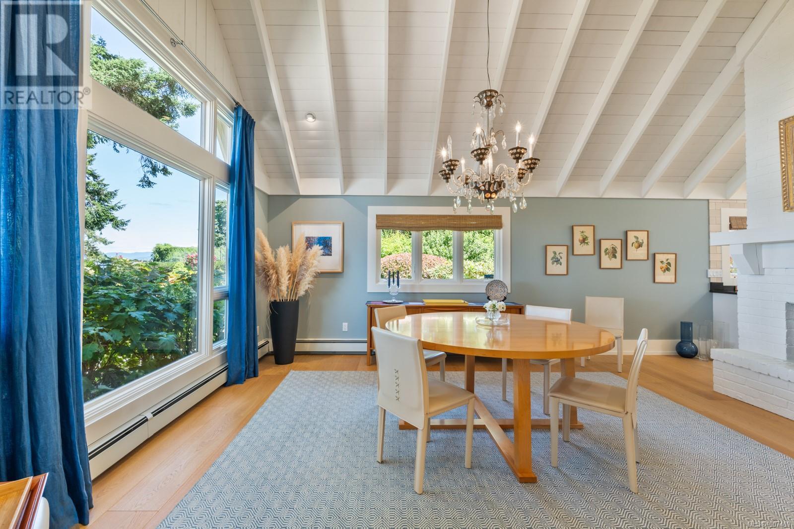 382 Judges Row, Qualicum Beach