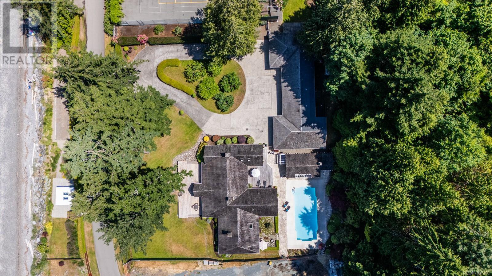 382 Judges Row, Qualicum Beach