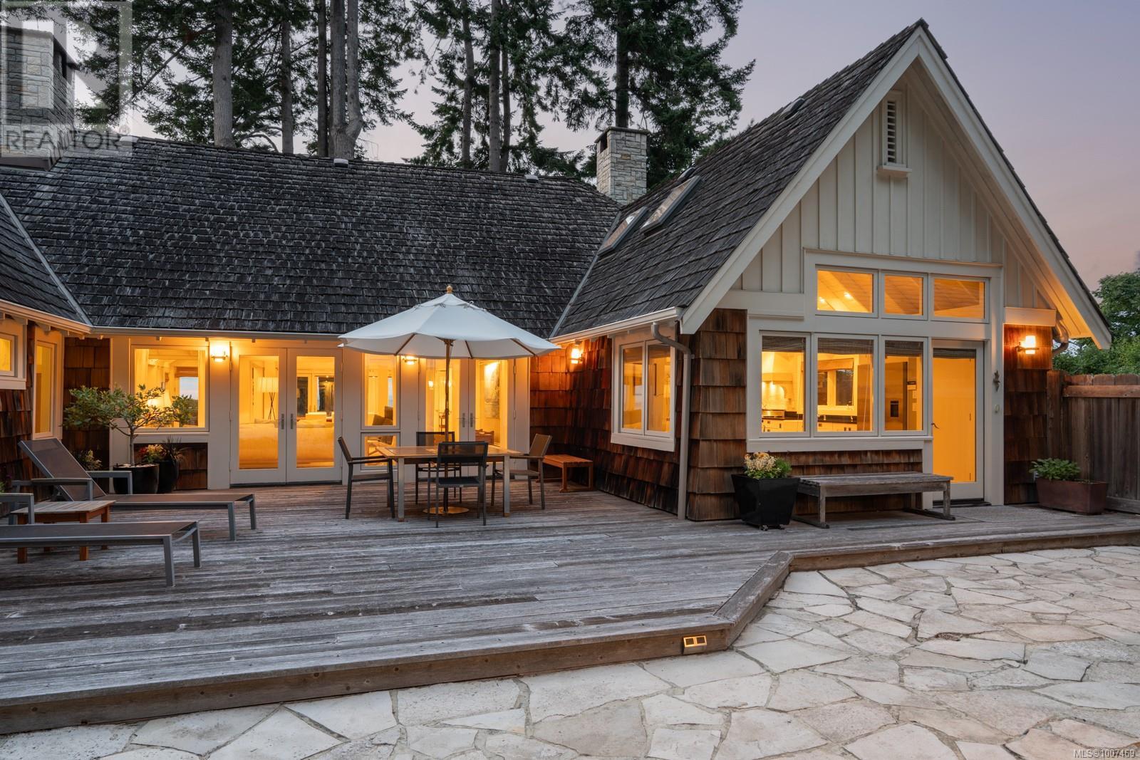 382 Judges Row, Qualicum Beach