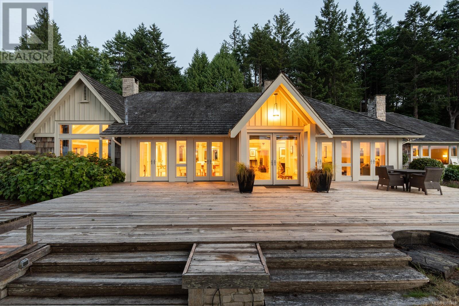 382 Judges Row, Qualicum Beach