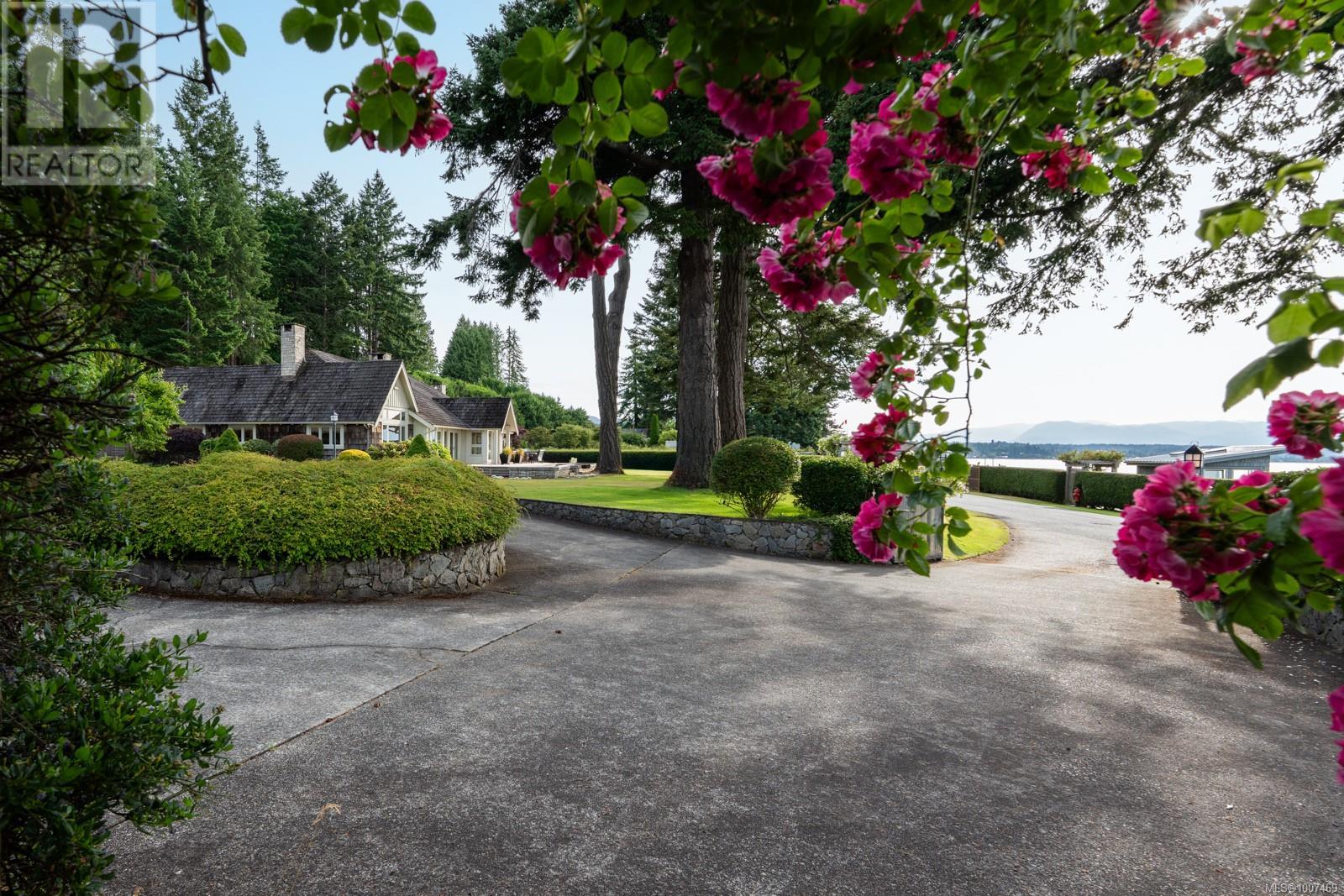 382 Judges Row, Qualicum Beach