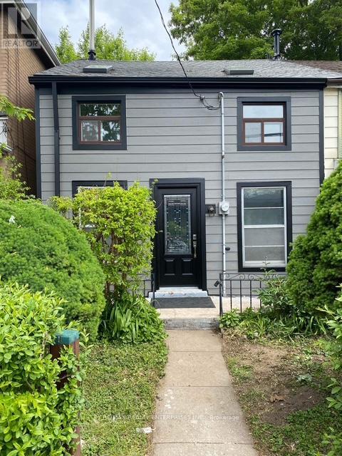 Photo 6 of 396 Macnab Street N, Hamilton ON
