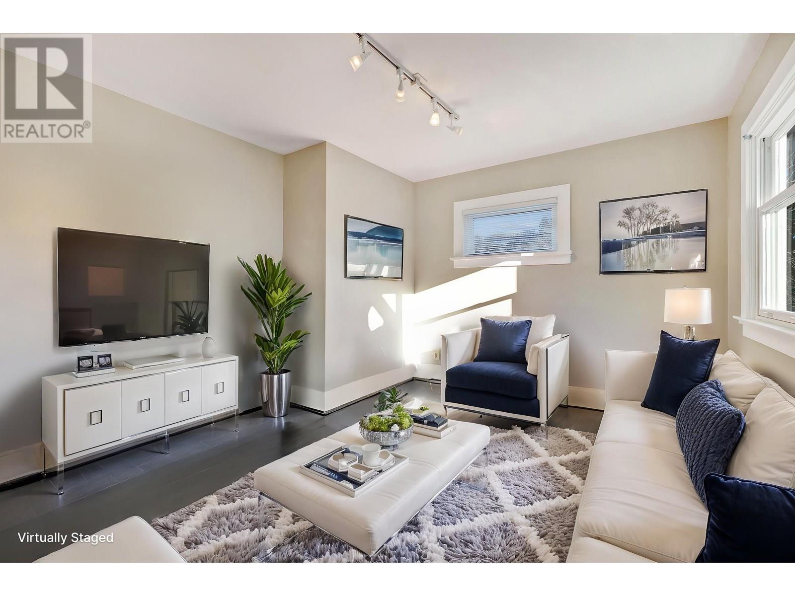 Photo 15 of 805 Longlac Street, Coquitlam BC