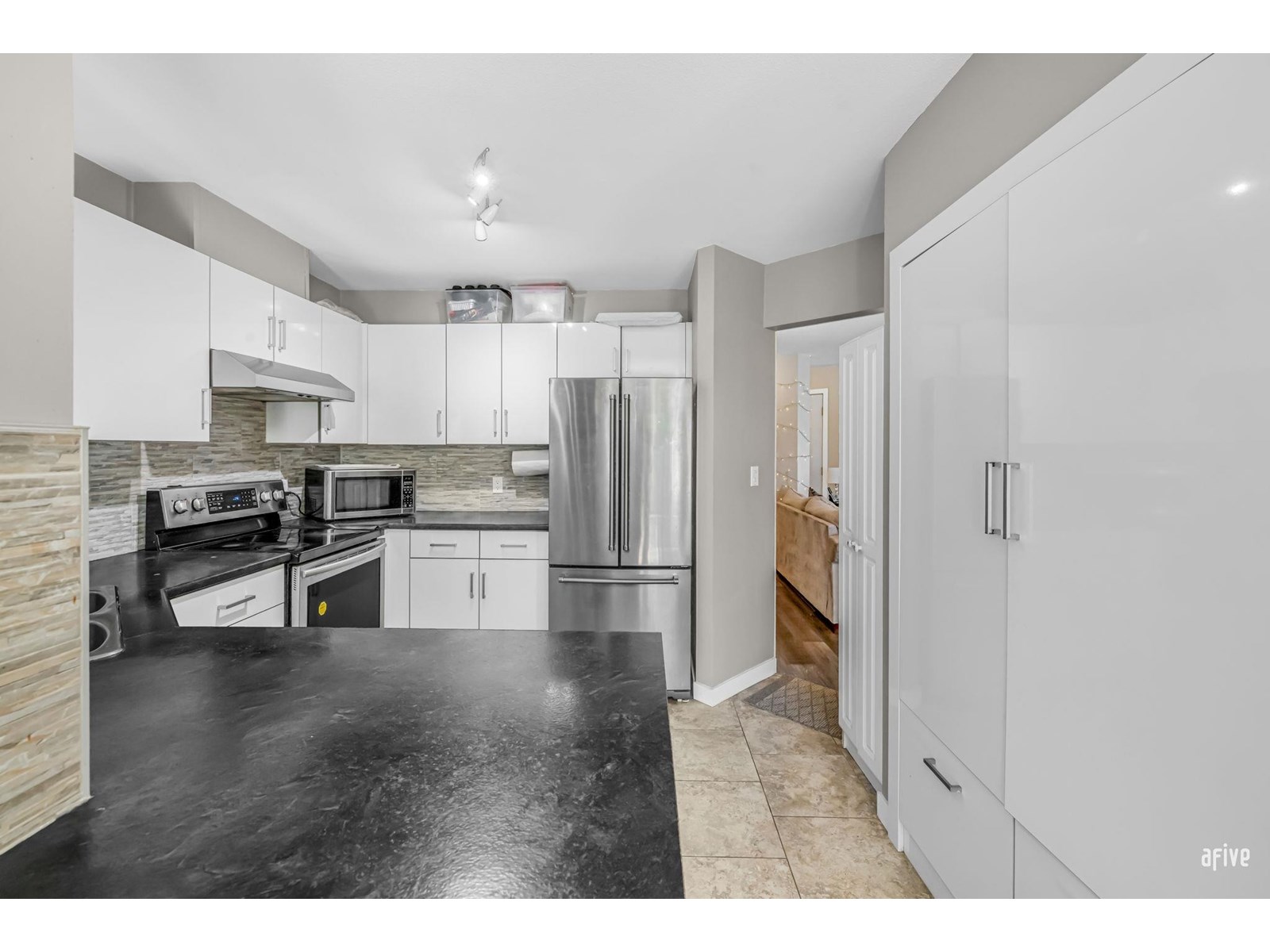 Photo 8 of 232 13900 Hyland Road Road, Surrey BC