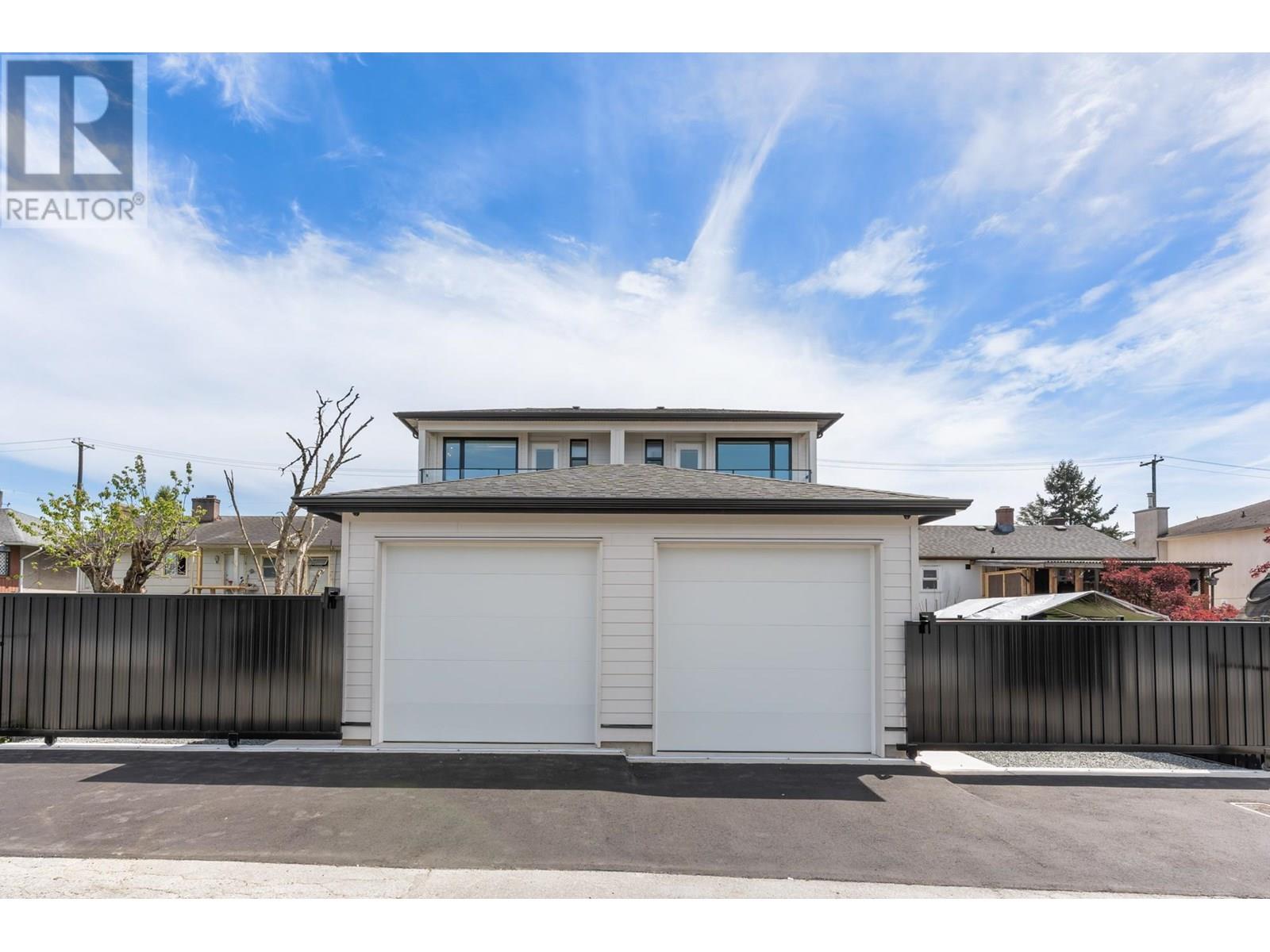 Photo 40 of 7225 10th Avenue, Burnaby BC