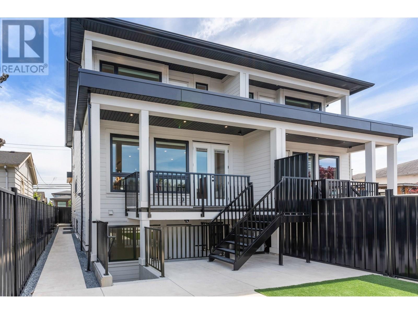Photo 38 of 7225 10th Avenue, Burnaby BC