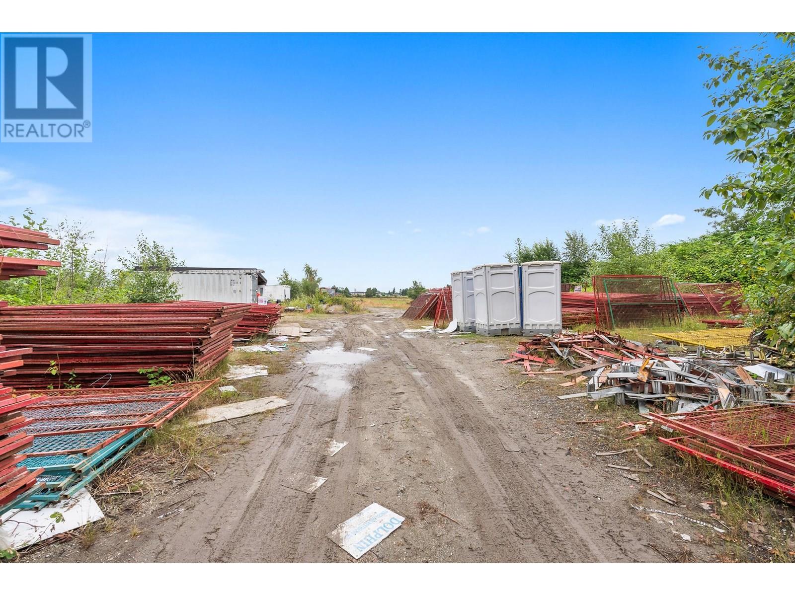 Photo 7 of 6860 Sidaway Road, Richmond BC
