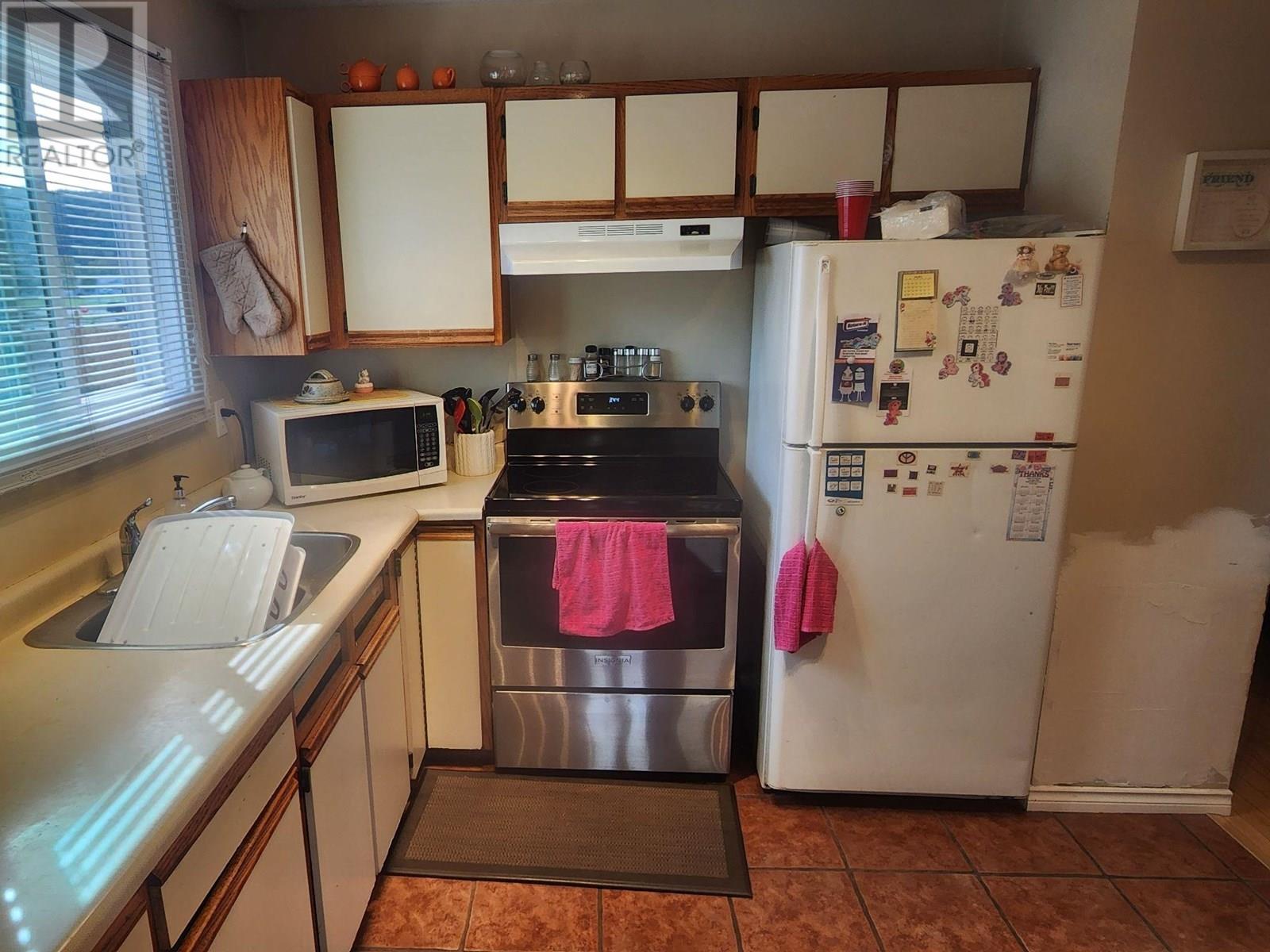 Photo 12 of 1411 Nation Crescent, Prince George BC