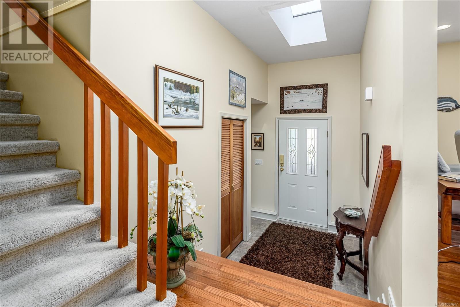 Photo 39 of 2069 Gull Ave, Comox BC