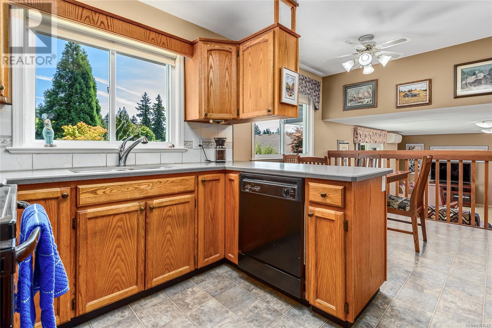 Photo 24 of 2069 Gull Ave, Comox BC