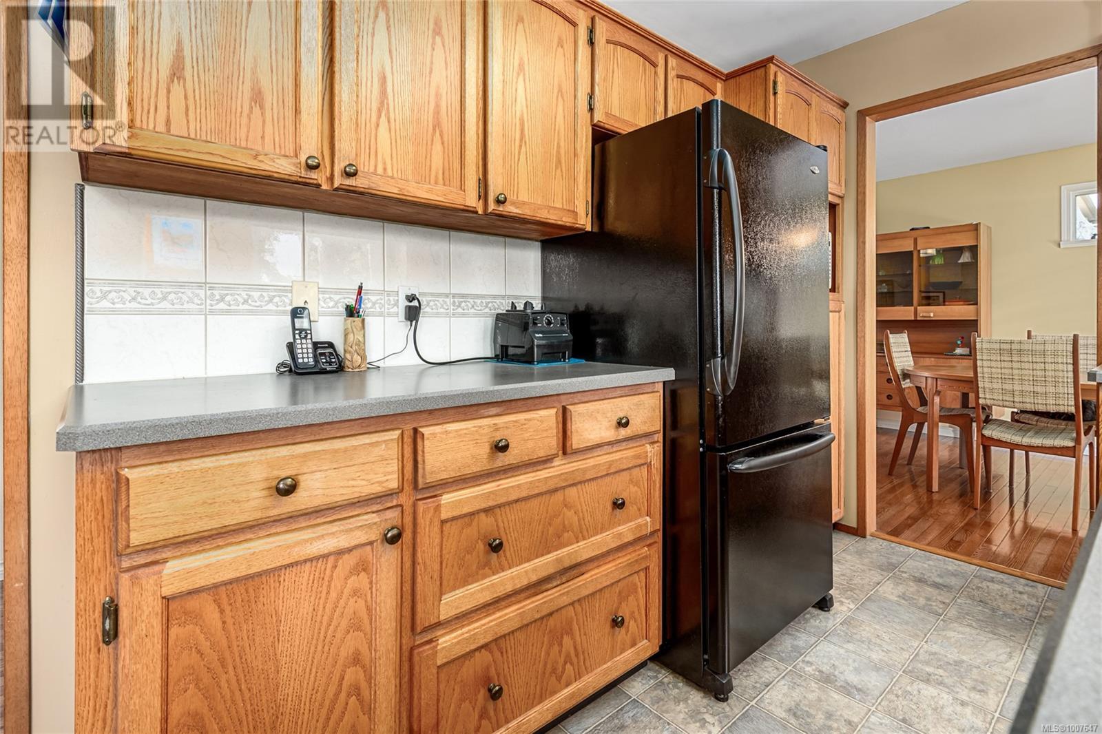 Photo 47 of 2069 Gull Ave, Comox BC