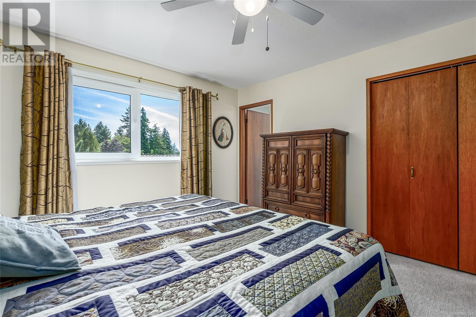 Photo 25 of 2069 Gull Ave, Comox BC