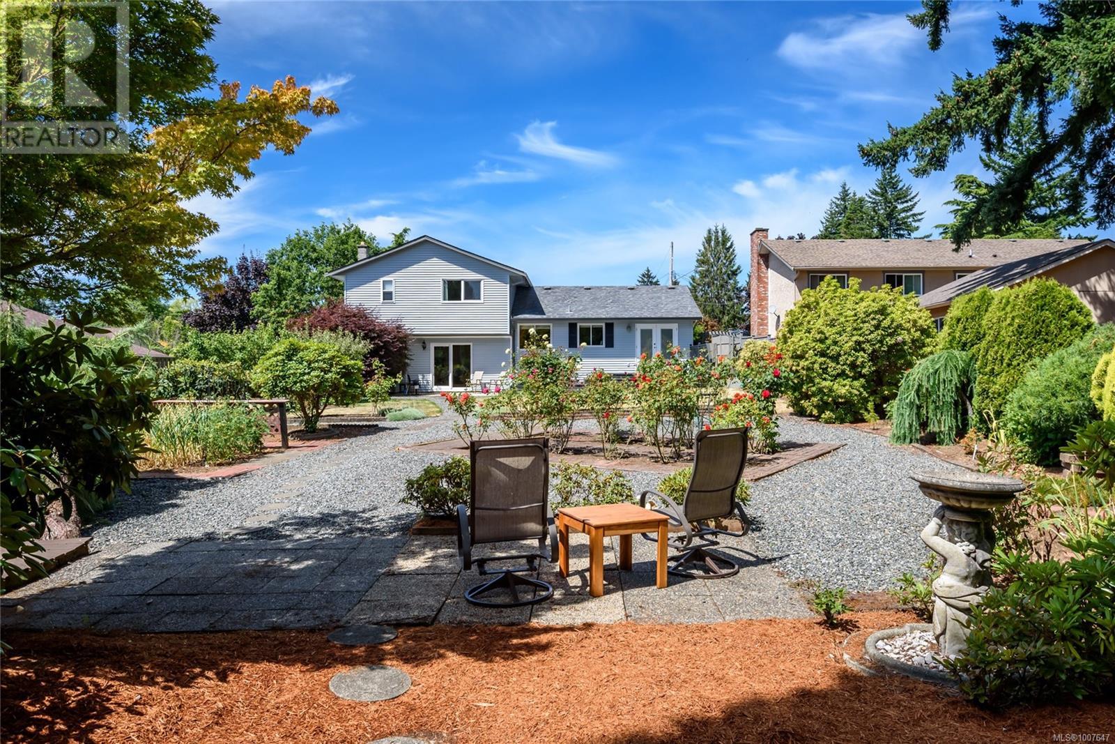 Photo 53 of 2069 Gull Ave, Comox BC