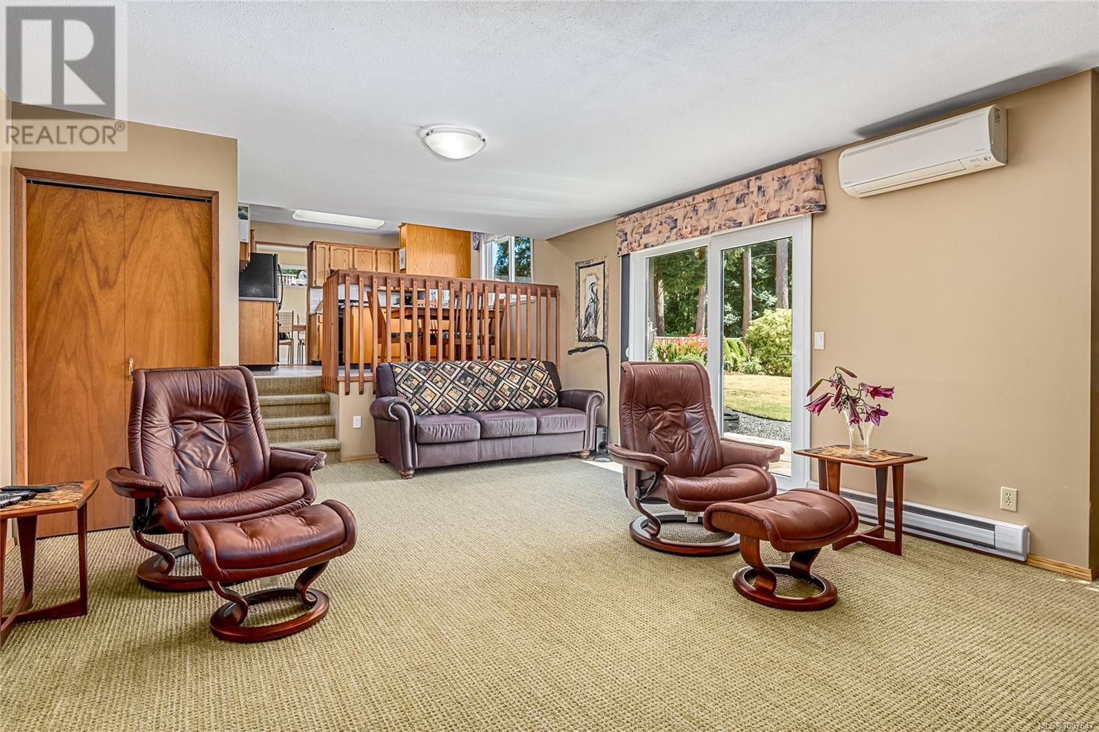 Photo 28 of 2069 Gull Ave, Comox BC