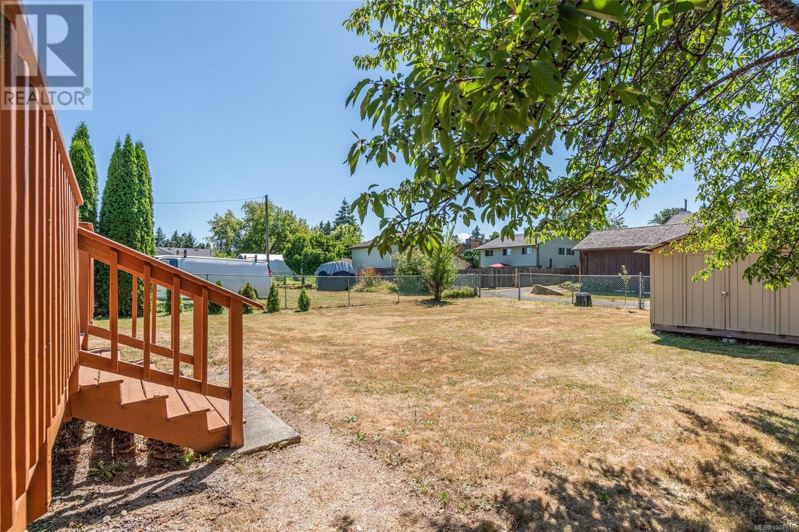 2135 Willemar Ave, Courtenay
