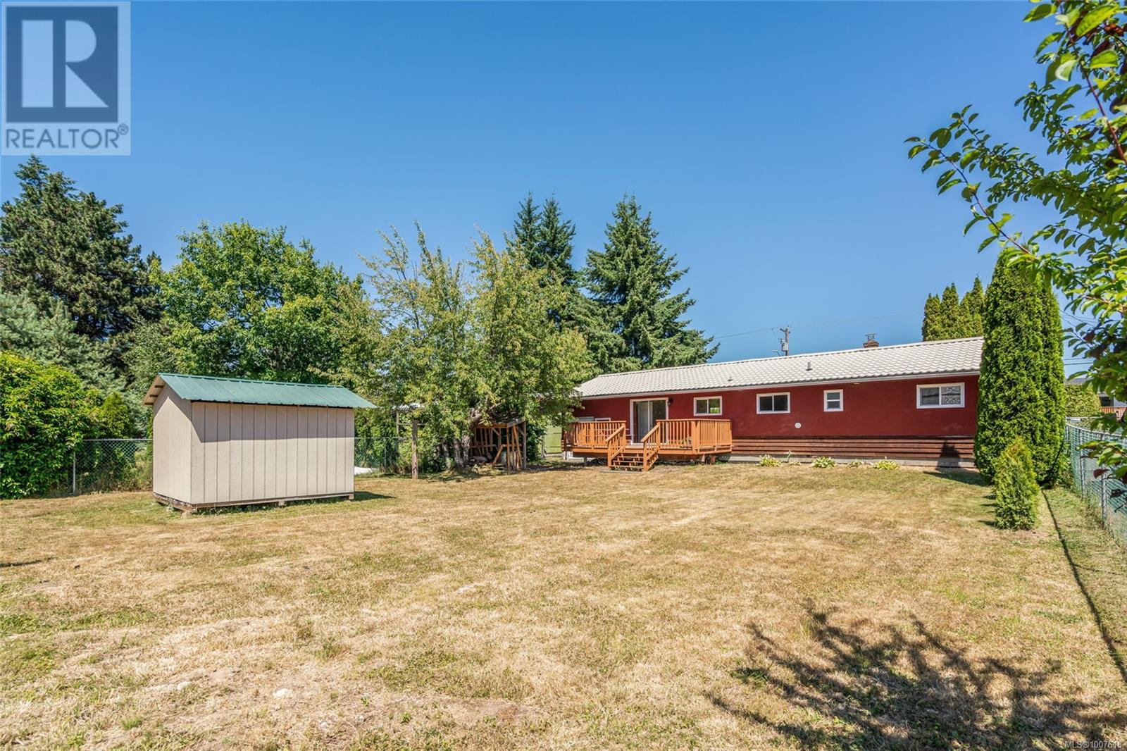 2135 Willemar Ave, Courtenay
