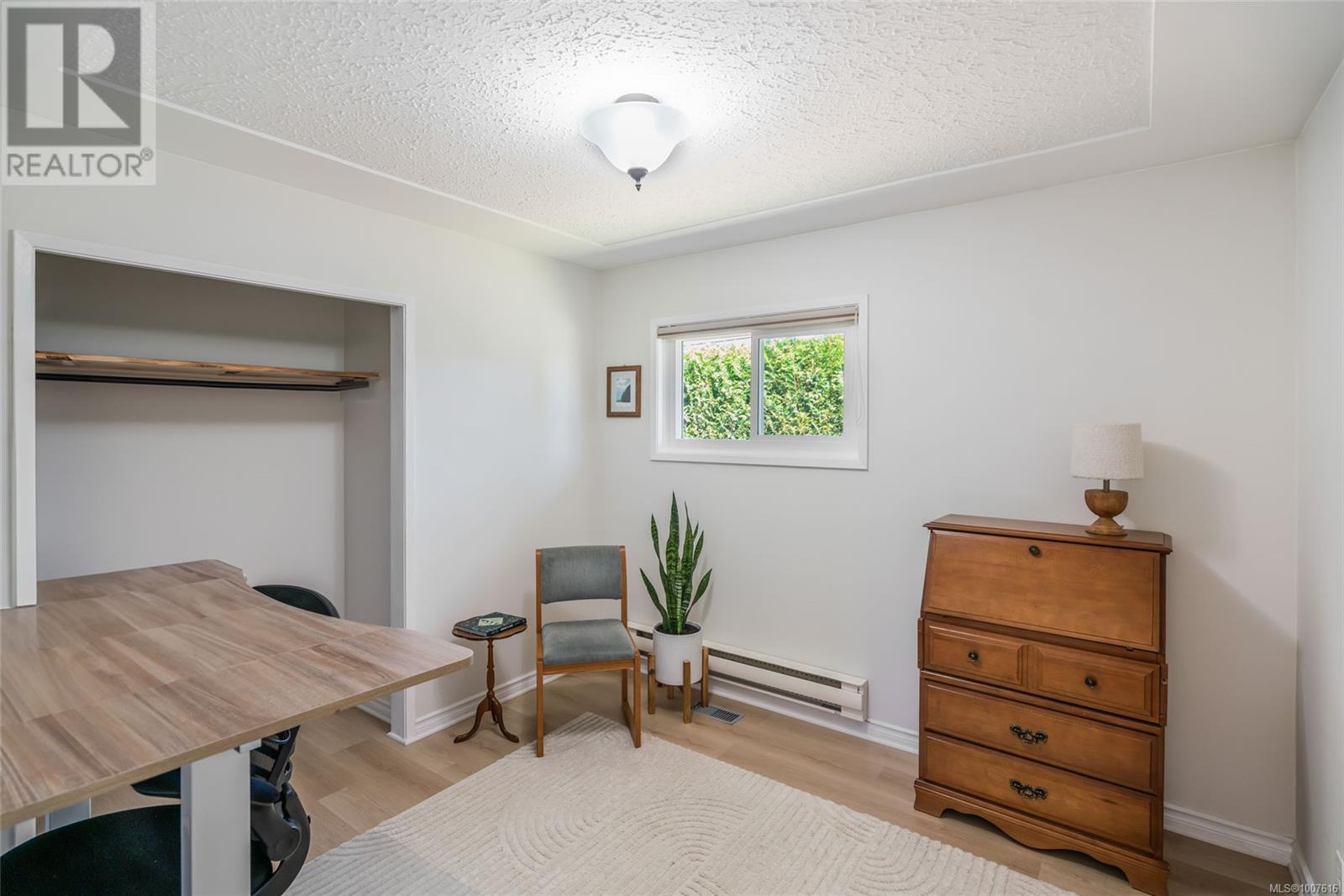 2135 Willemar Ave, Courtenay
