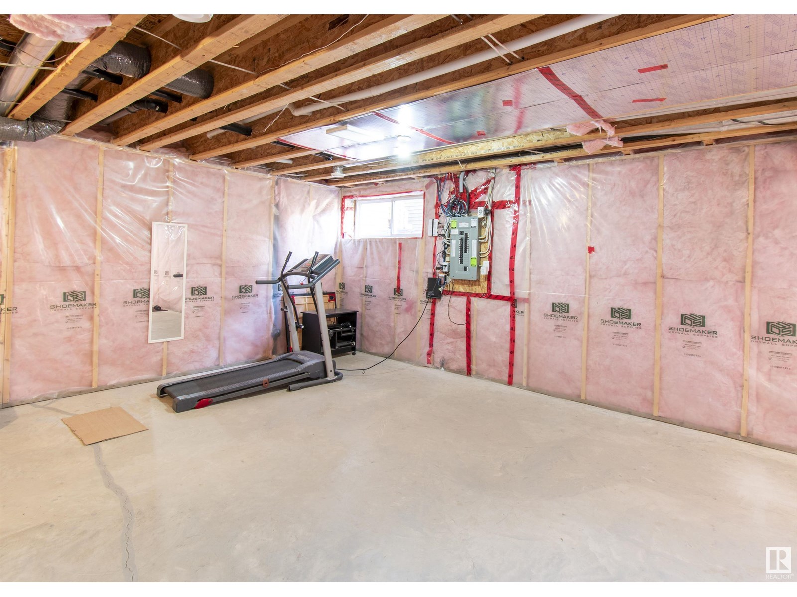 Photo 17 of 1840 56 St Sw, Edmonton AB