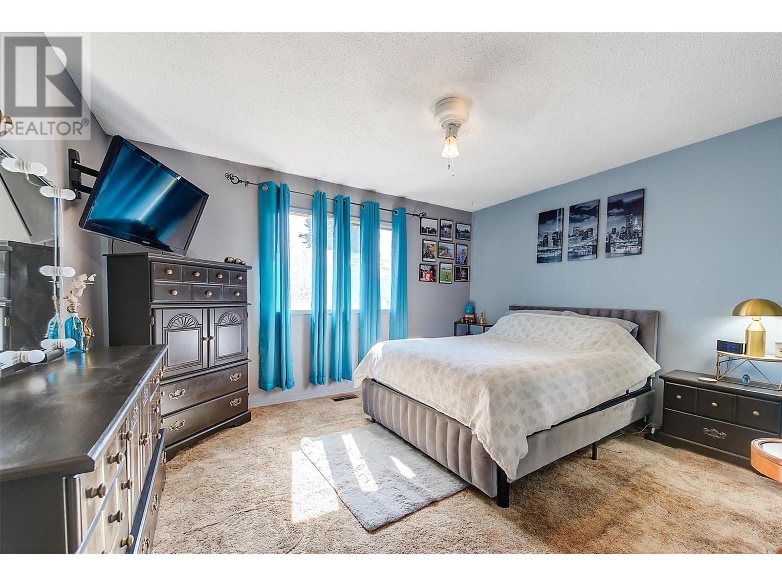  280 Dougall Road South, Kelowna