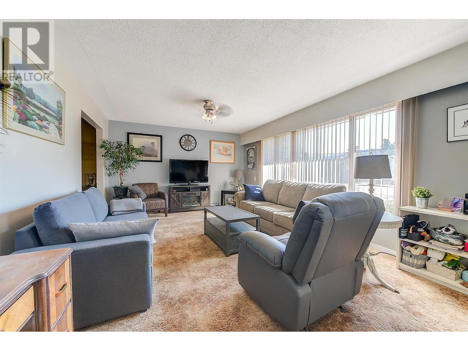  280 Dougall Road South, Kelowna