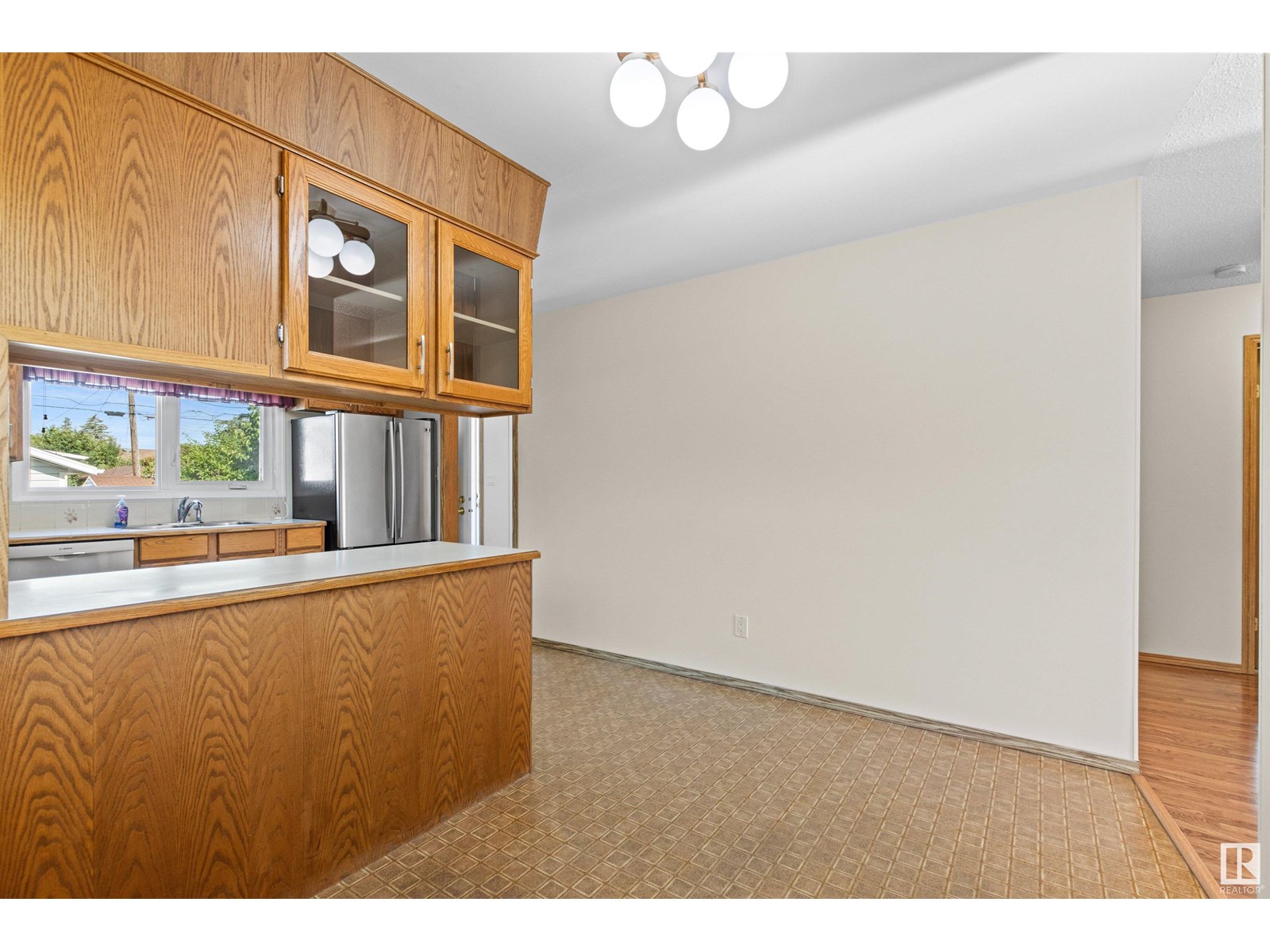 Photo 62 of 10936 151 St Nw, Edmonton AB