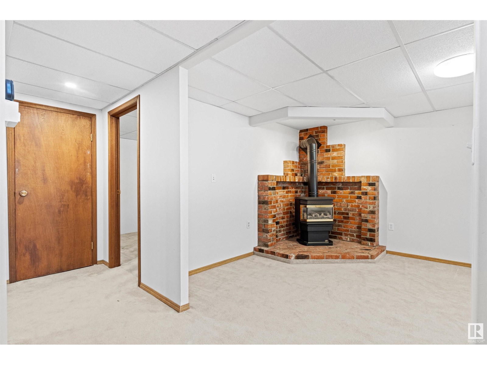 Photo 13 of 10936 151 St Nw, Edmonton AB