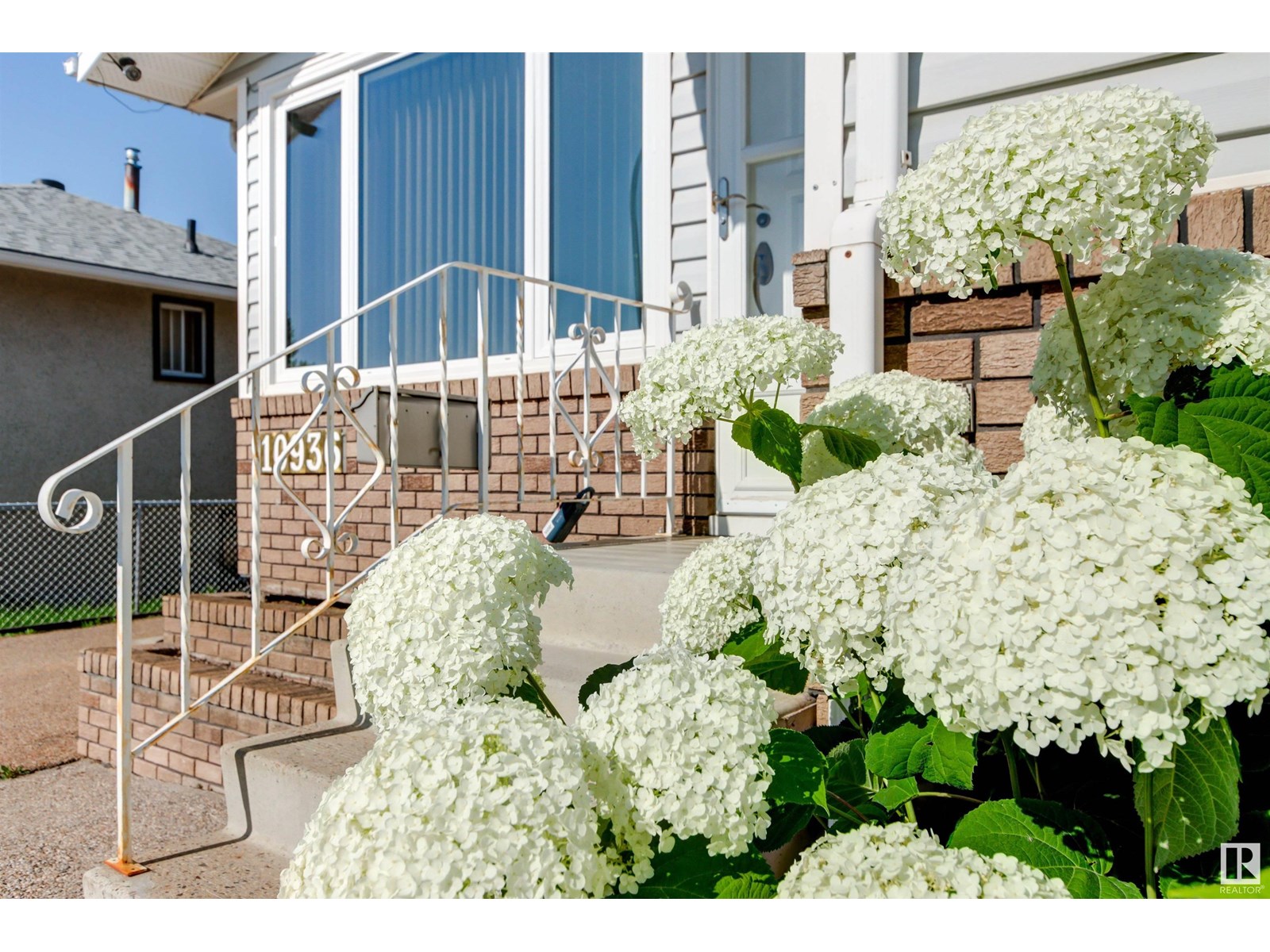 Photo 39 of 10936 151 St Nw, Edmonton AB