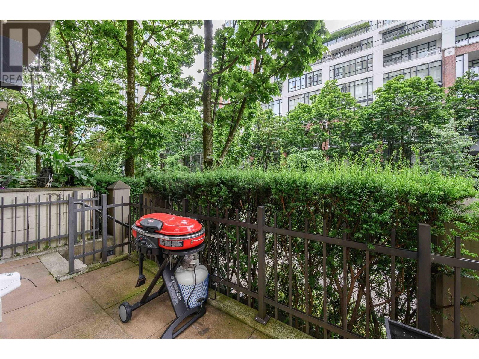 Photo 11 of 987 Richards Street, Vancouver BC