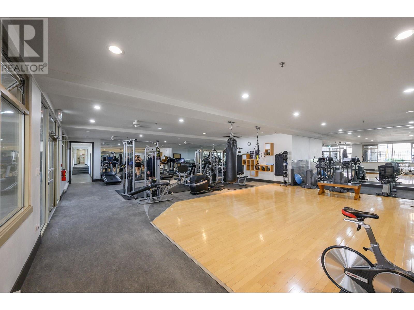 Photo 19 of 987 Richards Street, Vancouver BC