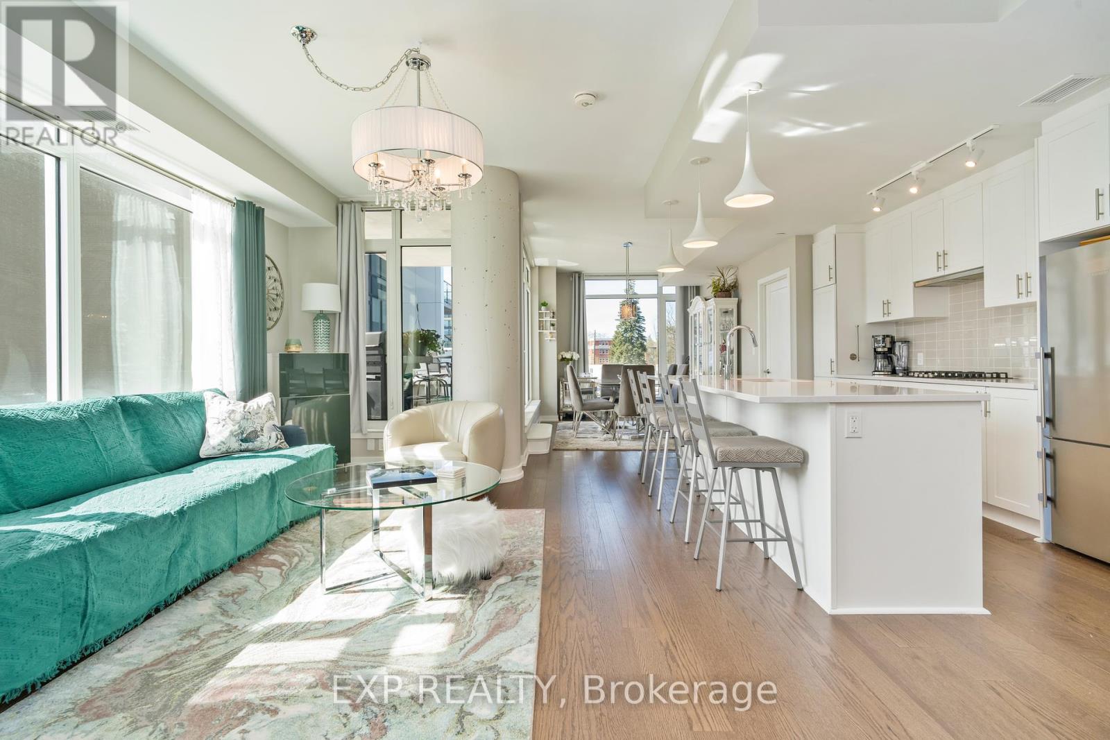Photo 15 of 209 570 De Mazenod Avenue, Ottawa ON
