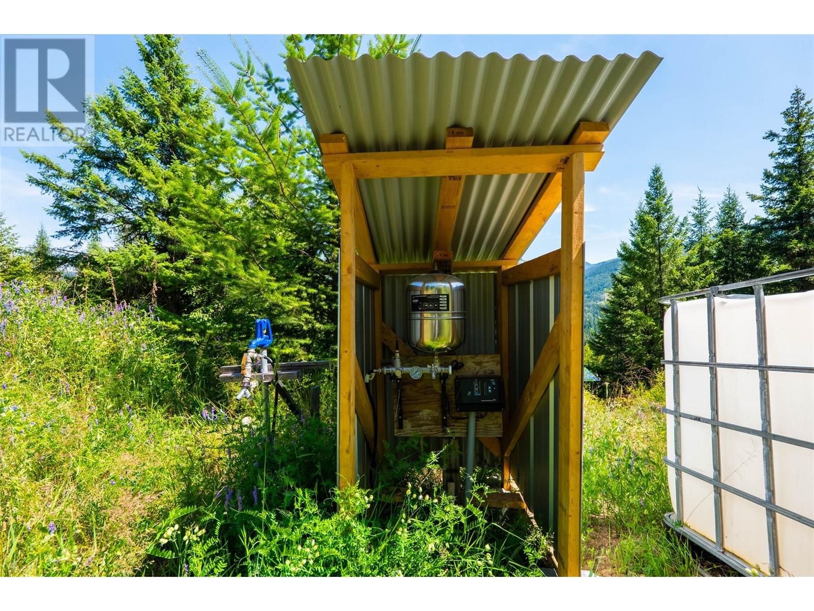 Photo 11 of 4583 Falls Creek Road, Nelson BC