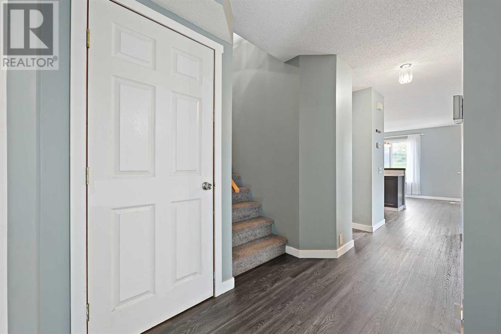 Single Family House for Sale in  Hidden Valley Park NW Hidden Valley Calgary 