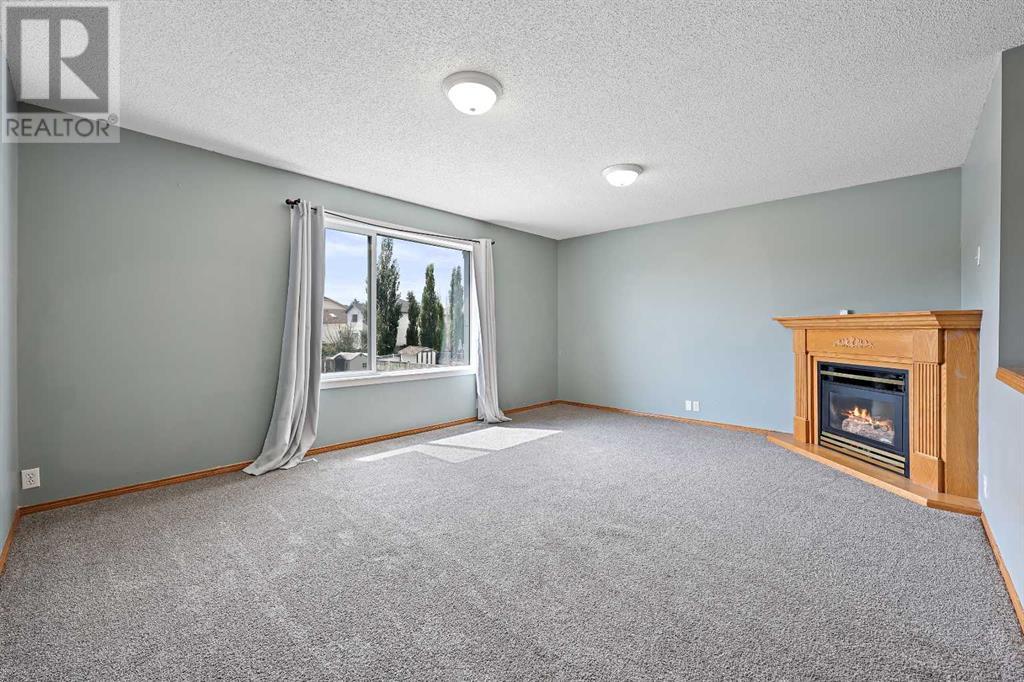 Single Family House for Sale in  Hidden Valley Park NW Hidden Valley Calgary 