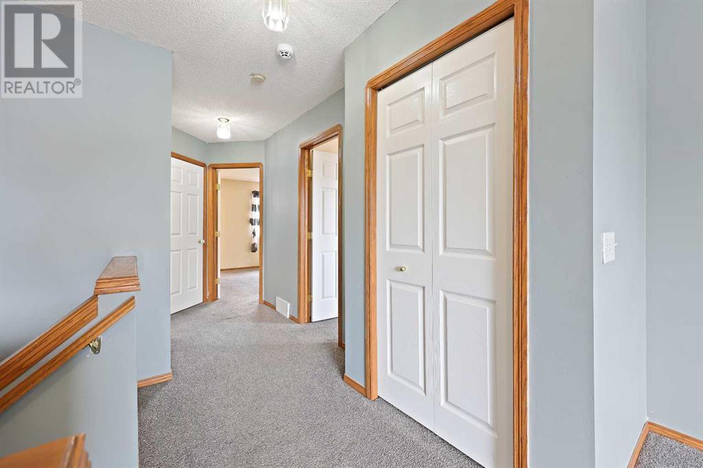 Single Family House for Sale in  Hidden Valley Park NW Hidden Valley Calgary 