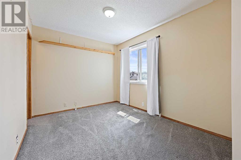 Single Family House for Sale in  Hidden Valley Park NW Hidden Valley Calgary 