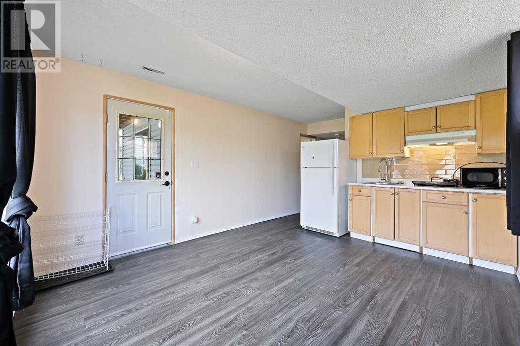 Single Family House for Sale in  Hidden Valley Park NW Hidden Valley Calgary 