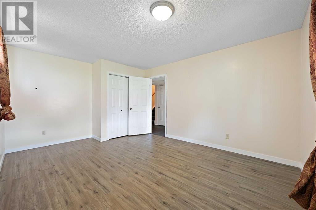 Single Family House for Sale in  Hidden Valley Park NW Hidden Valley Calgary 