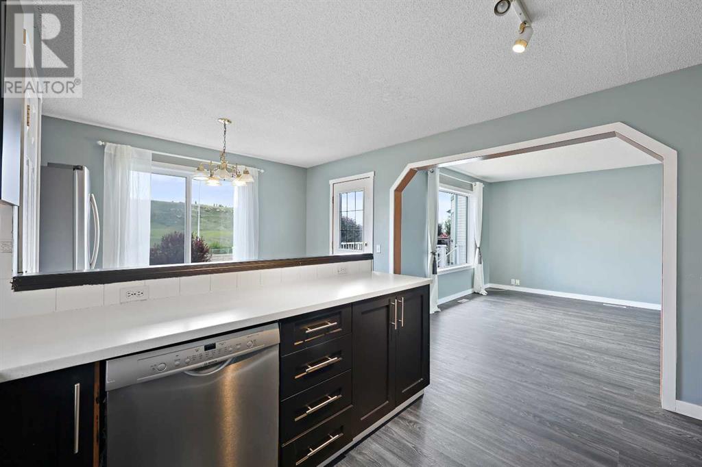 Single Family House for Sale in  Hidden Valley Park NW Hidden Valley Calgary 