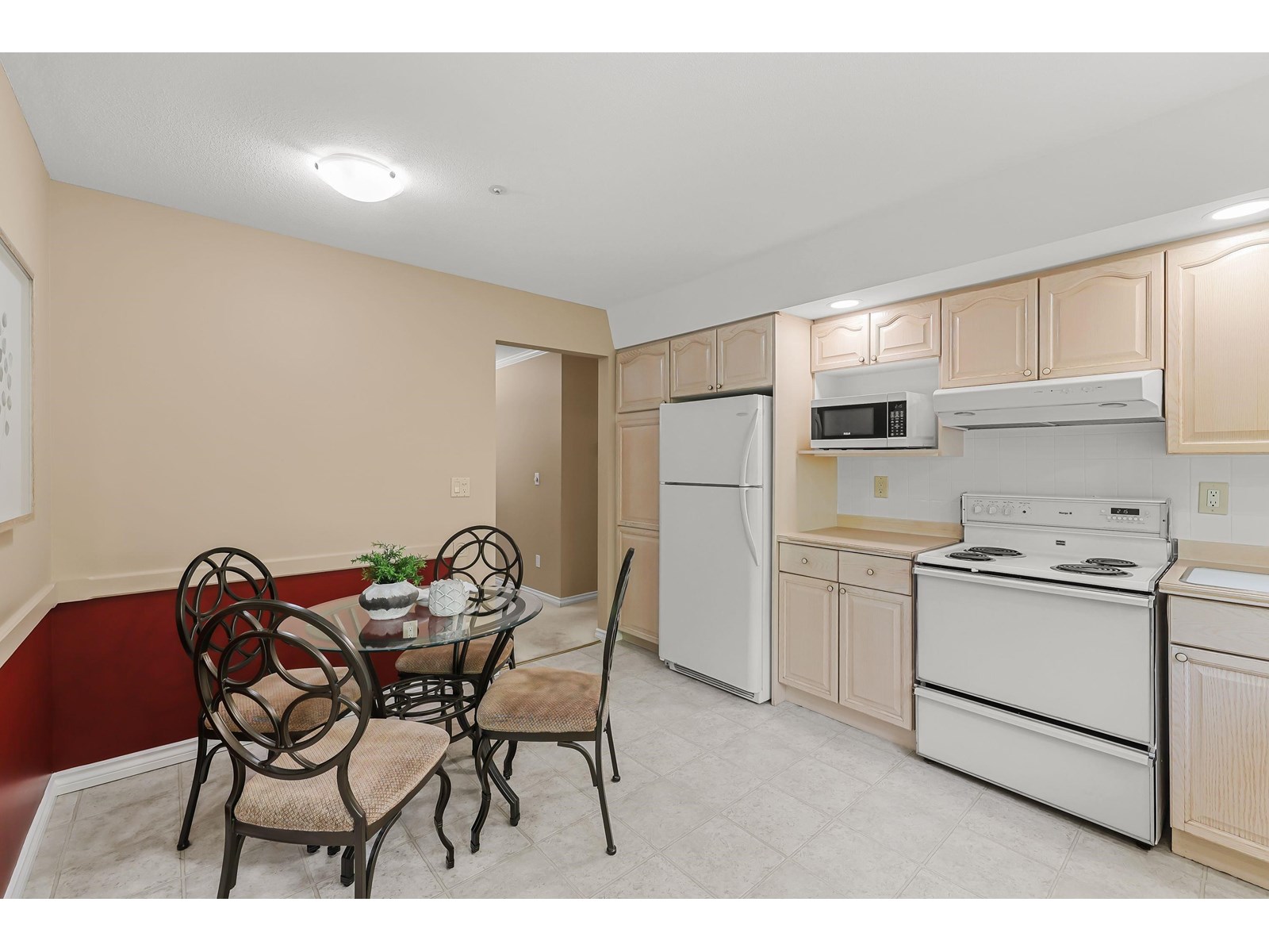 Photo 13 of 106 5776 200 Street, Langley BC