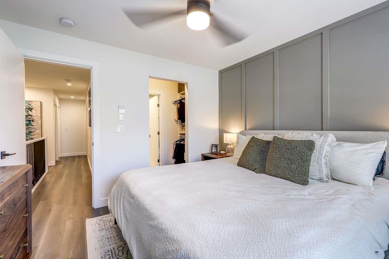 Photo 9 of 17 1708 King George Boulevard, Surrey BC