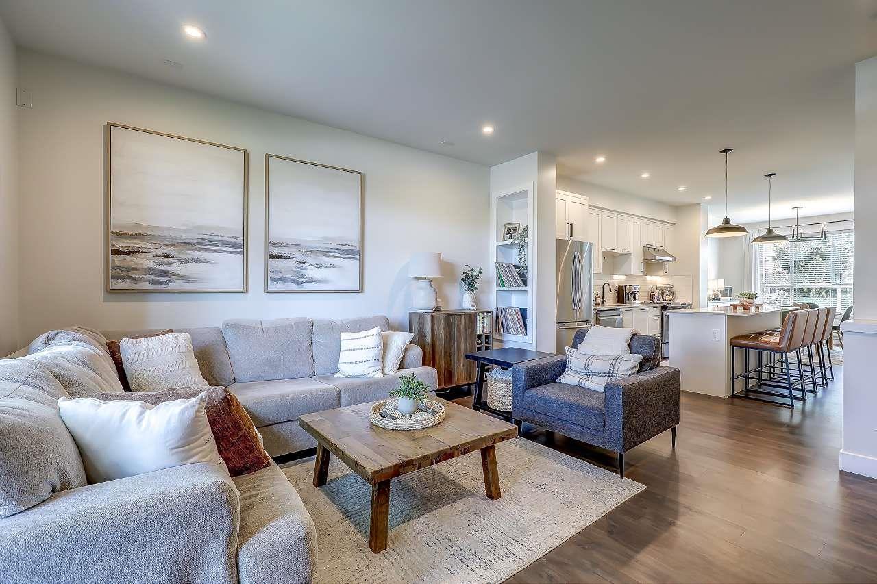 Photo 17 of 17 1708 King George Boulevard, Surrey BC